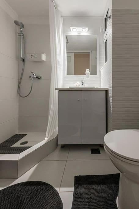 Kerameikos 2 Bedroom Apartment Афины Экстерьер фото