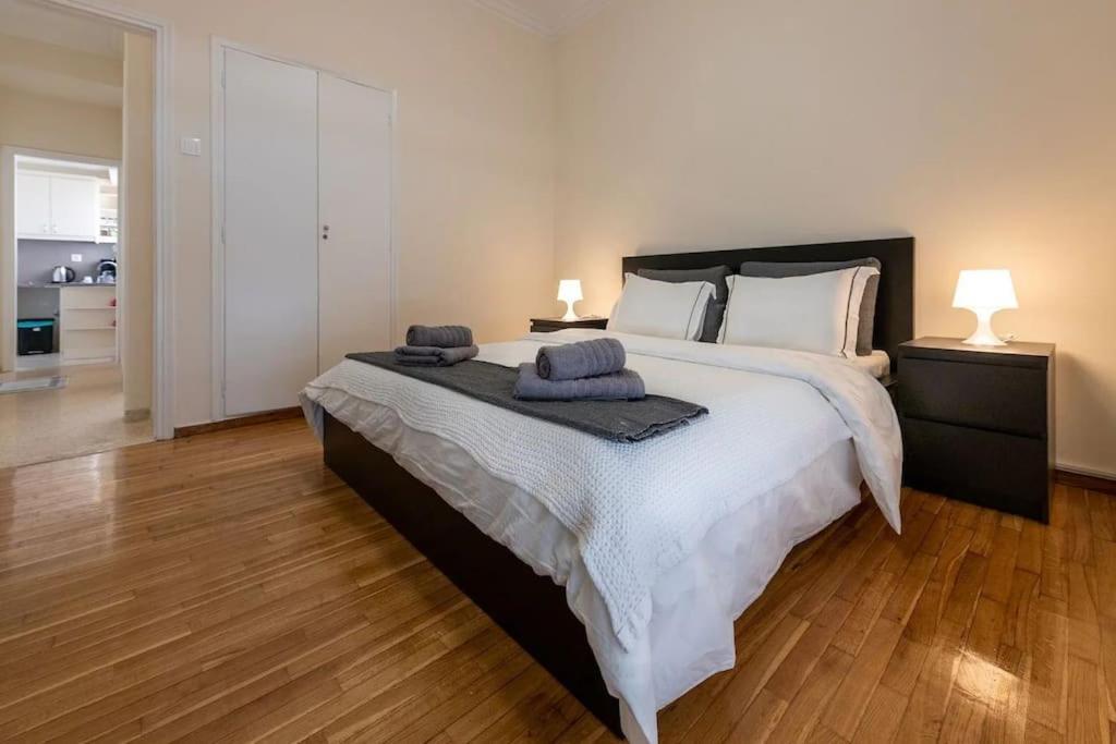 Kerameikos 2 Bedroom Apartment Афины Экстерьер фото