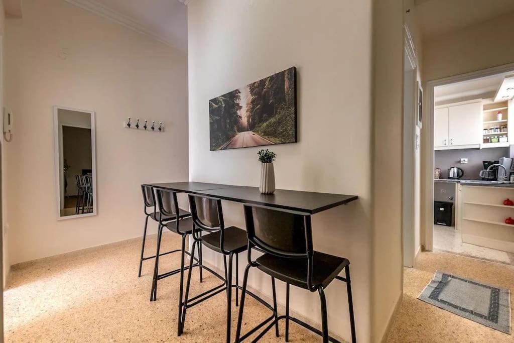 Kerameikos 2 Bedroom Apartment Афины Экстерьер фото