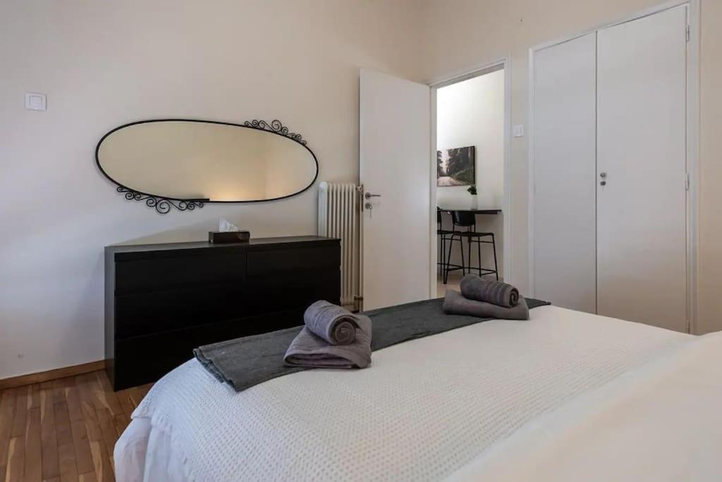 Kerameikos 2 Bedroom Apartment Афины Экстерьер фото