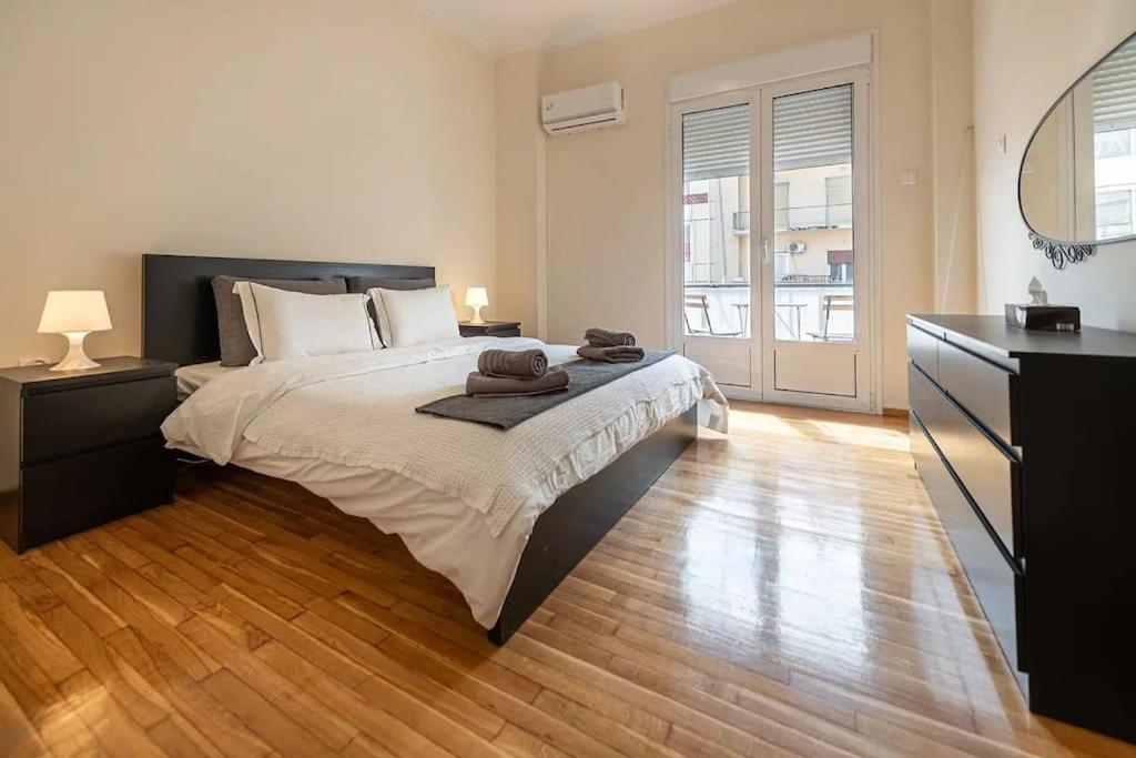 Kerameikos 2 Bedroom Apartment Афины Экстерьер фото